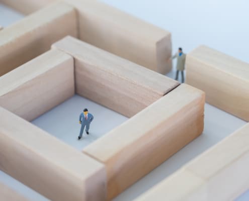 2 people stuck in a maze