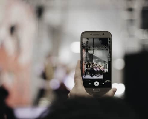 Phone with video confrerence